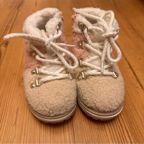 Cat & Jack Sherpa Reed Combat boots beige pink SIZE 7 - Picture 6 of 6